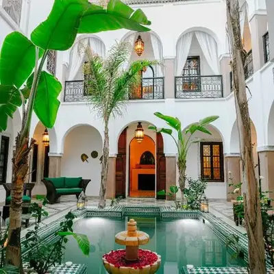 RIAD ELNOUJOUM