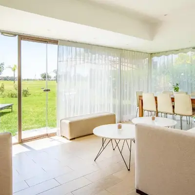 Central & comfy 3BR apartment with pool & wifi access