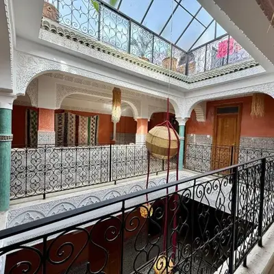 Riad Flottement Des Songes