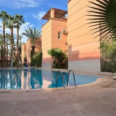 Riad Selma résidence face Médina avec Piscines