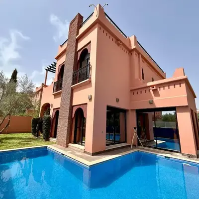 Luxury Villa with Pool