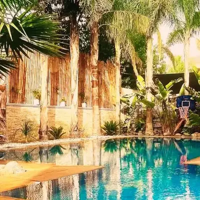 Exotic villa-VIP-family only -housekeeper