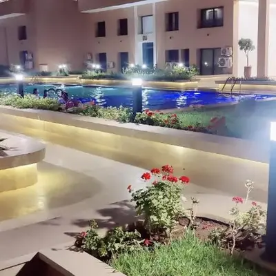 Élégant duplex avec deux piscines et une vue magnifique