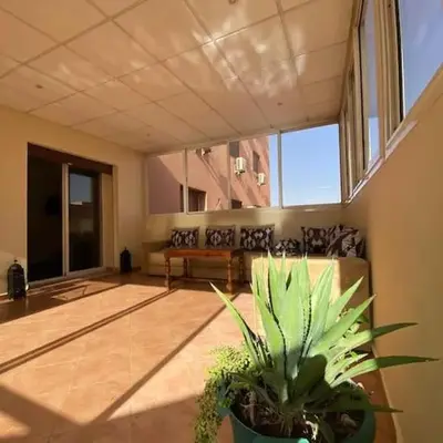 Superbe Appartement avec Véranda et Terrasse