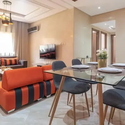 Charming two bedrooms Flat with Pool and Parking