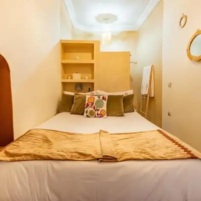 Riad 3 chambres - petit déjeuner gratuit - Top position