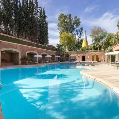 Super cosy fully equip - pool - prox. M Avenue