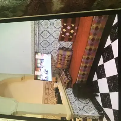 Riad shamekh