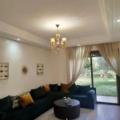 charmant appartement avec grande piscine & terrasse
