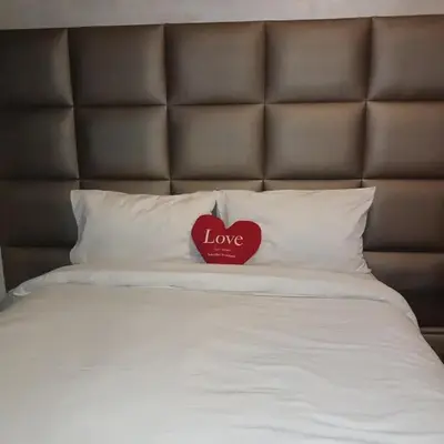 Diamonda