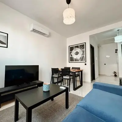 Budget-Friendly 2BR - AC and heating in All Rooms