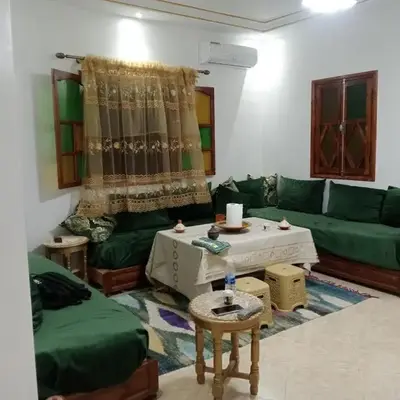 Passenger house