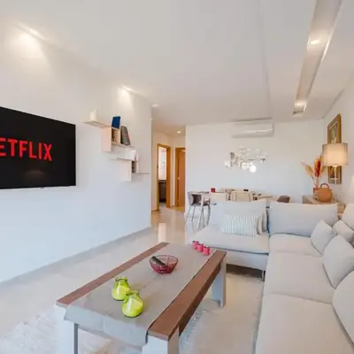 3 Bedroom Apartment with Pool View Prestigia