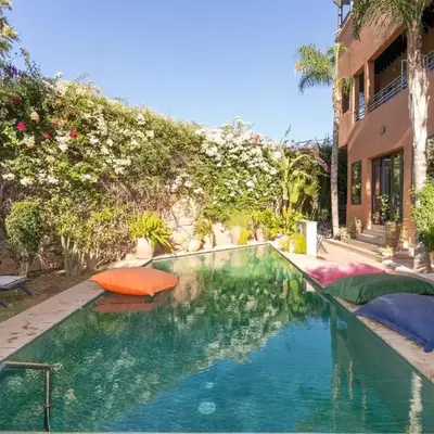 Villa centre Marrakech piscine sans vis-à-vis et Jacuzzi