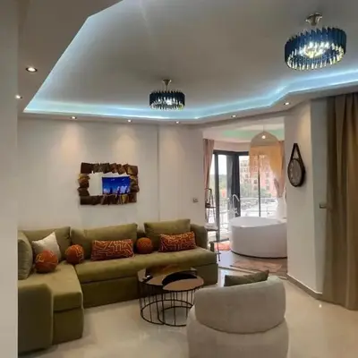 Central nest romantic stay