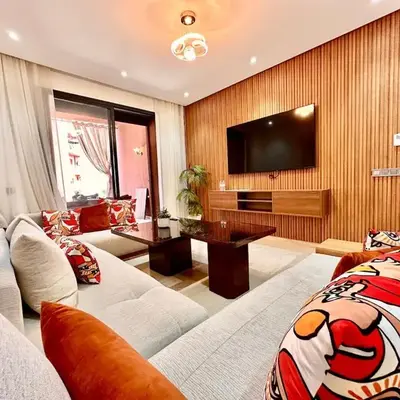 Modern and Central Apartment with Terrace and Free Parking