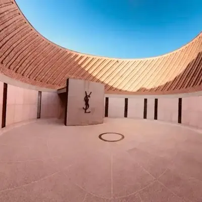 Air Conditioned Appartment across YSL Museum