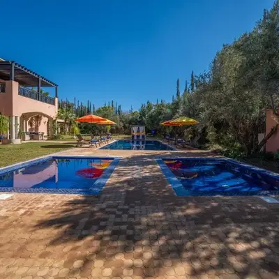 Villa Juzyan Piscine-Jacuzzi-Pataugeoire-Pétanque