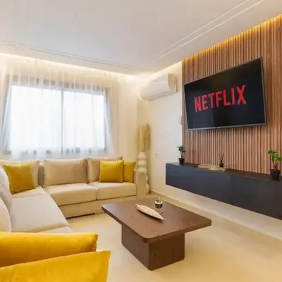 family pool apartment