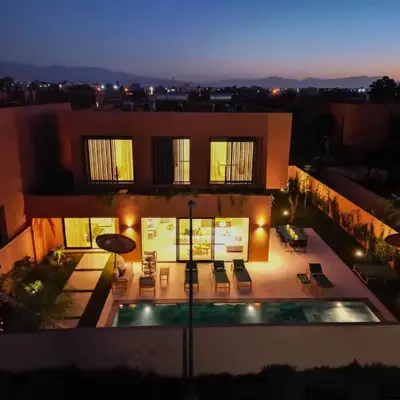 Villa Marleanis 5 suites 300m2 piscine chauffée privative 11m de long résidence avec gardien
