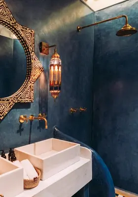 a bathroom with a sink and a mirror at Riad Ever - Entièrement privatisé in Marrakech