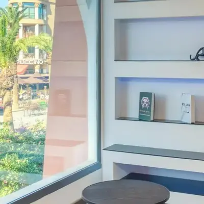 Luxury Apartment in Central Hivernage