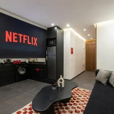 Jacuzzi Private Terrace Design Central Apartment