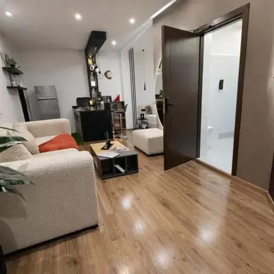 Studio sur guiliz avec piscine et parking