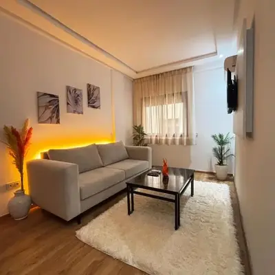 F2 Cozy and Swimming pool