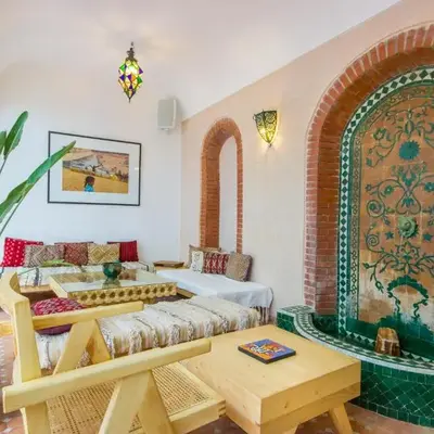 Riad Helen