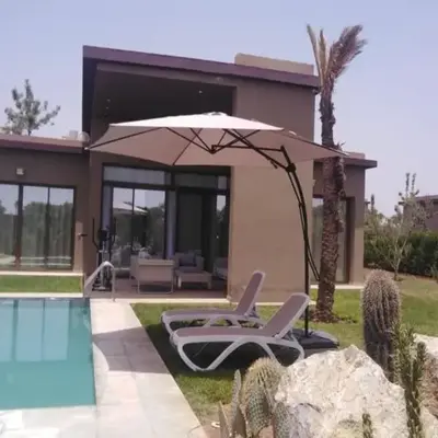 Palms Edge Villas avec Piscine & Jardin Privés