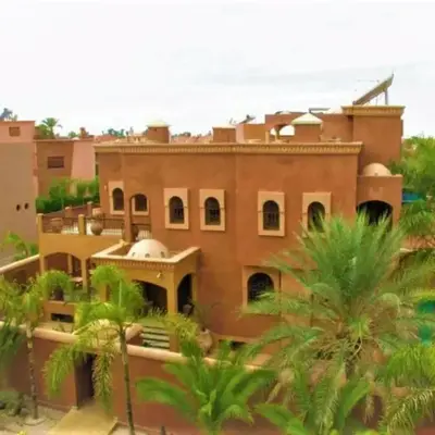 Villa avec piscine - Petit déjeuner Gratuit - Marrakech City Center