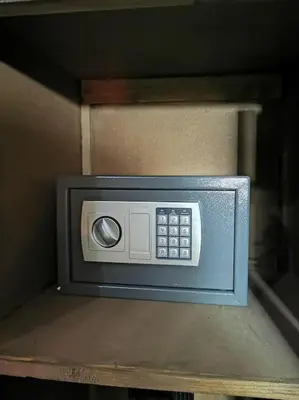 a microwave oven sitting on top of a shelf at Maison de standing - Médina de Marrakech in Marrakech