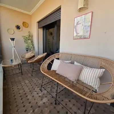 Bagatelle House 2