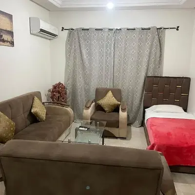 Appartement 23 4èm étage avec balcon ( POUR FAMILLE )