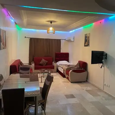 Appartement 25 4èm étage ( POUR FAMILLE )
